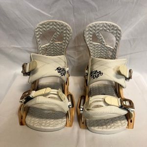 2020 Burton Scribe EST snowboard bindings